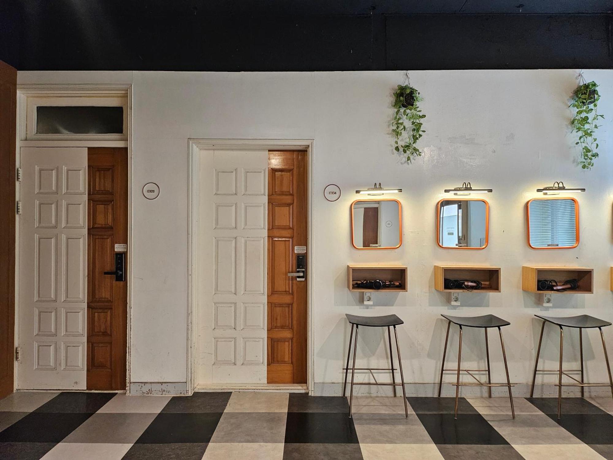 Mido Hostel Согвипхо Экстерьер фото